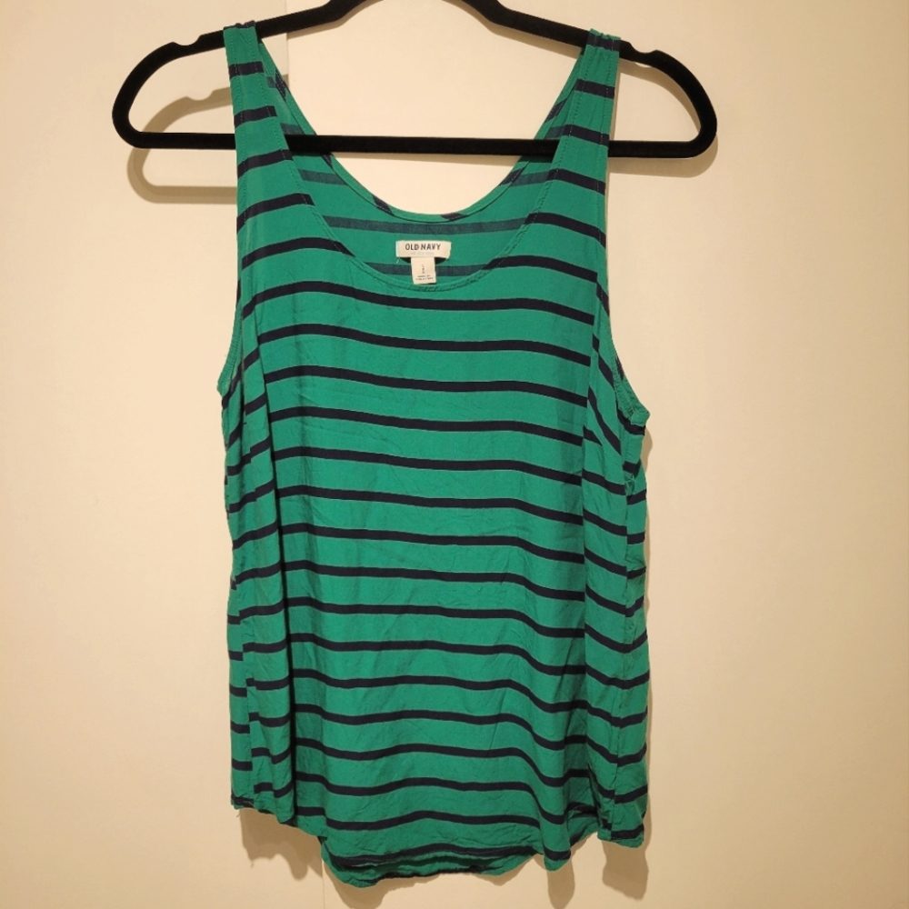 Large striped old navy tank